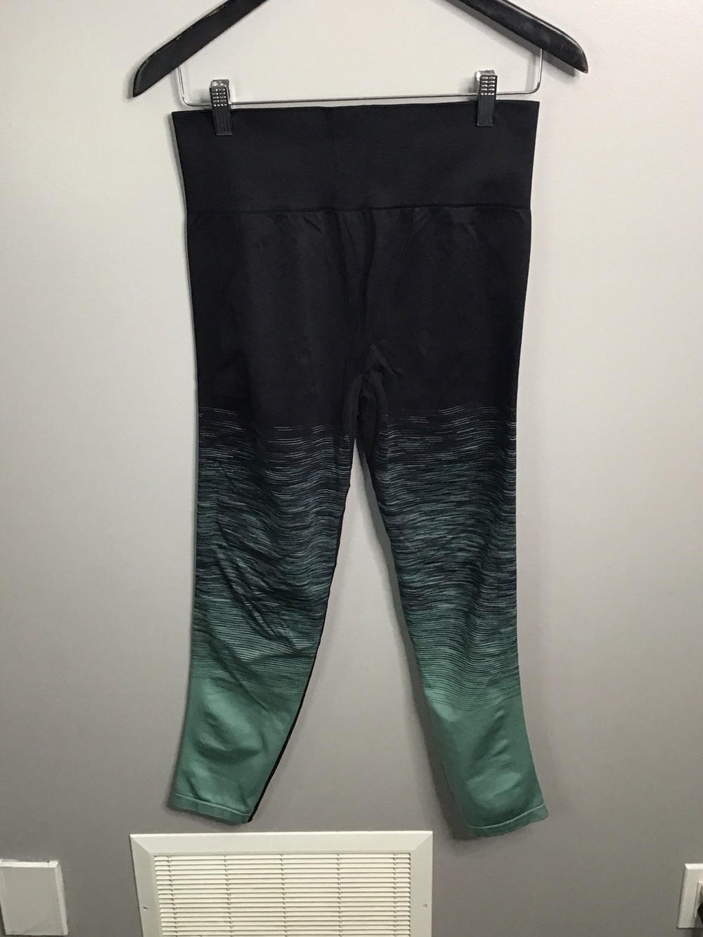 Victoria's Secret Black to Teal Ombre Leggings